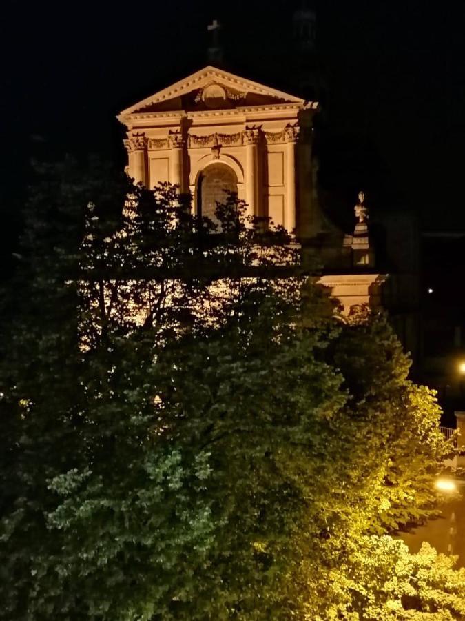 La Gloriette Appartement Caen Buitenkant foto
